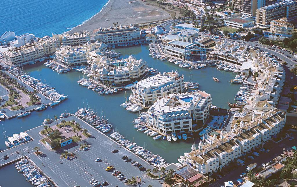 Popeye Suite Puerto Marina Espectacular Apartamento Dentro De La Isla De Puerto Marina Con Piscina En Cubierta Y A 1 Minuto De La Playa Benalmádena Exteriör bild